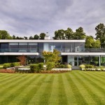 Berkshire house by Gregory Phillips Architect