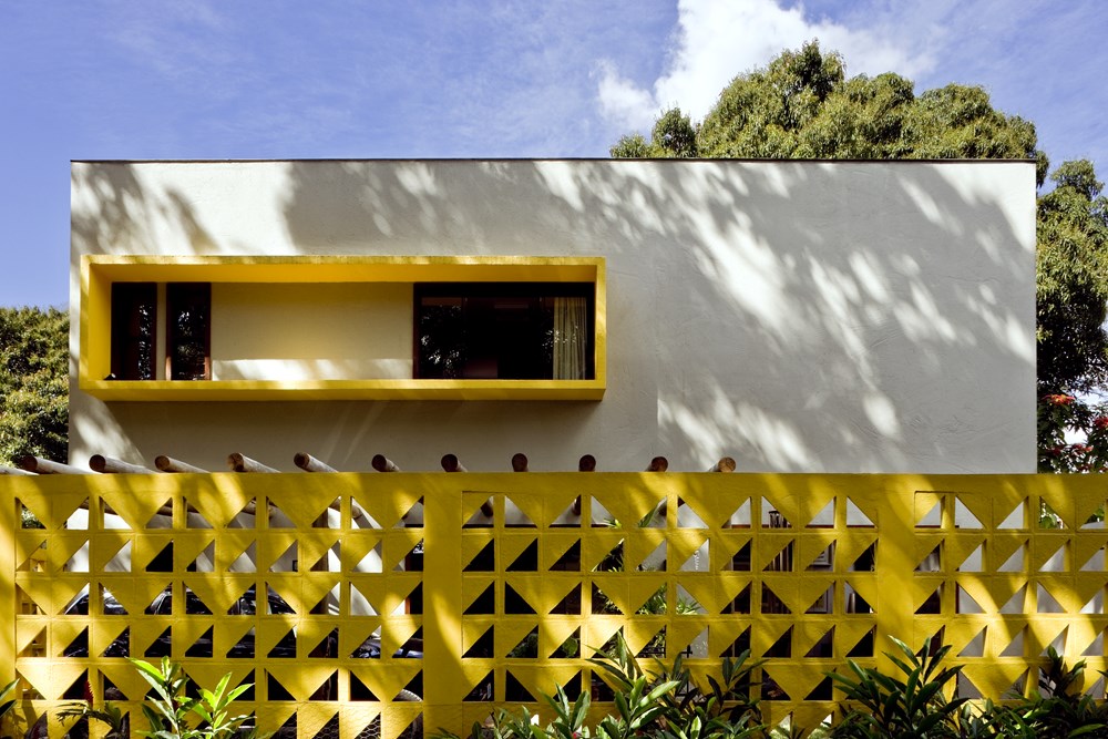 Cobogó House by Ney Lima Architect 11