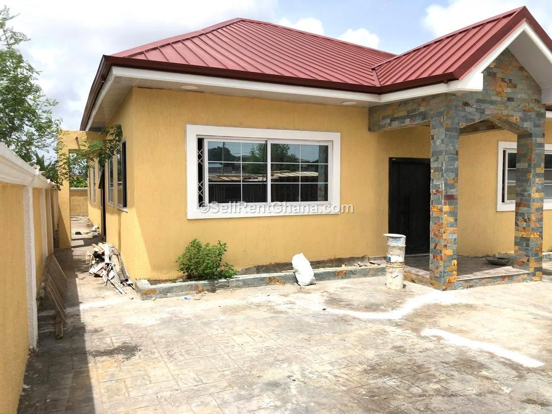 20 Bedroom House+20BQ for Sale, Abelemkpe   SellRent Ghana